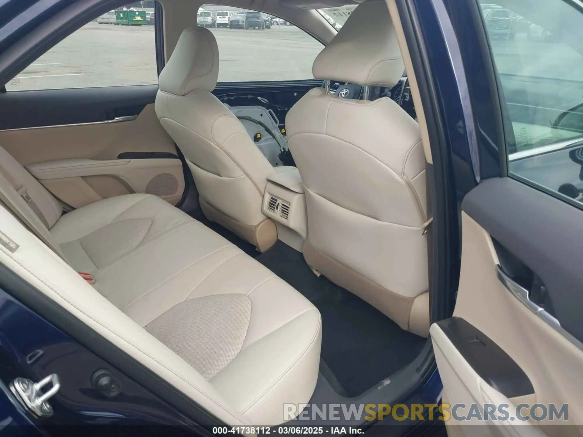 8 fotografías del automóvil dañado 4T1F11AK1MU610318 TOYOTA CAMRY 2021