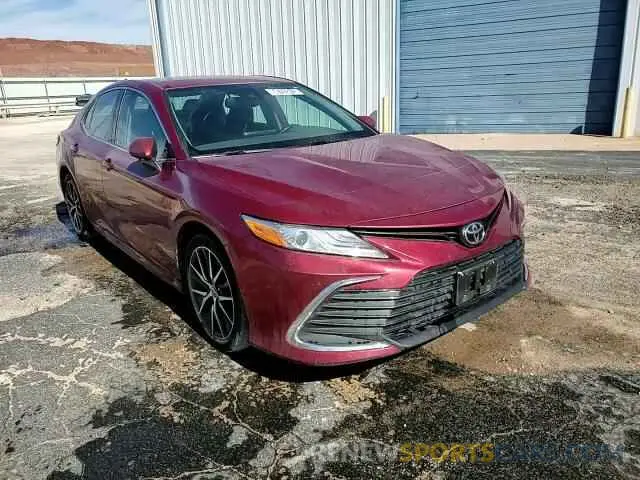 10 fotografías del automóvil dañado 4T1F11AK4MU432744 TOYOTA CAMRY 2021
