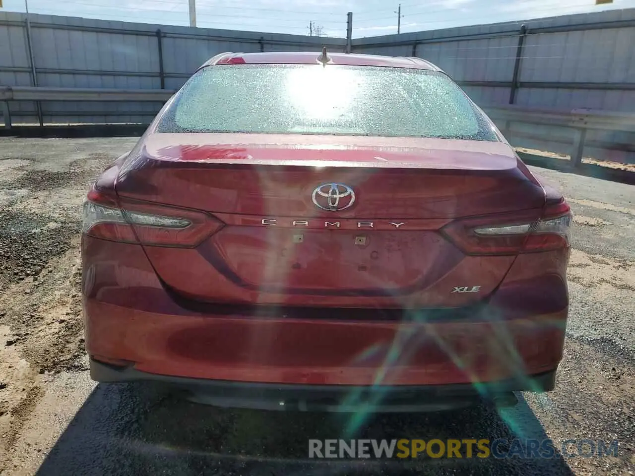 6 fotografías del automóvil dañado 4T1F11AK4MU432744 TOYOTA CAMRY 2021