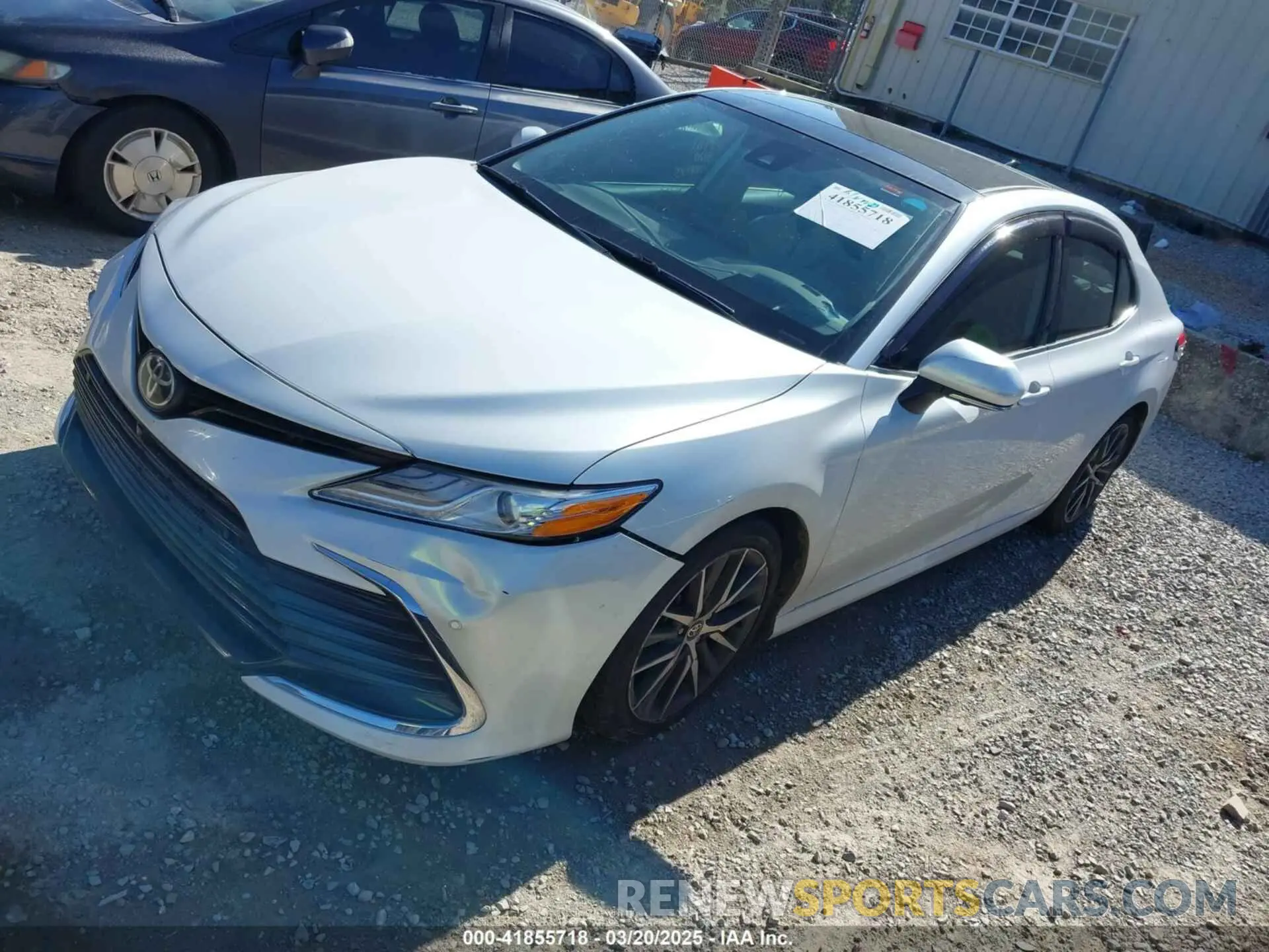 2 fotografías del automóvil dañado 4T1F11AK4MU534111 TOYOTA CAMRY 2021