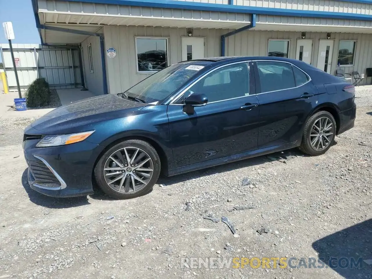 1 fotografías del automóvil dañado 4T1F11AK4MU613536 TOYOTA CAMRY 2021