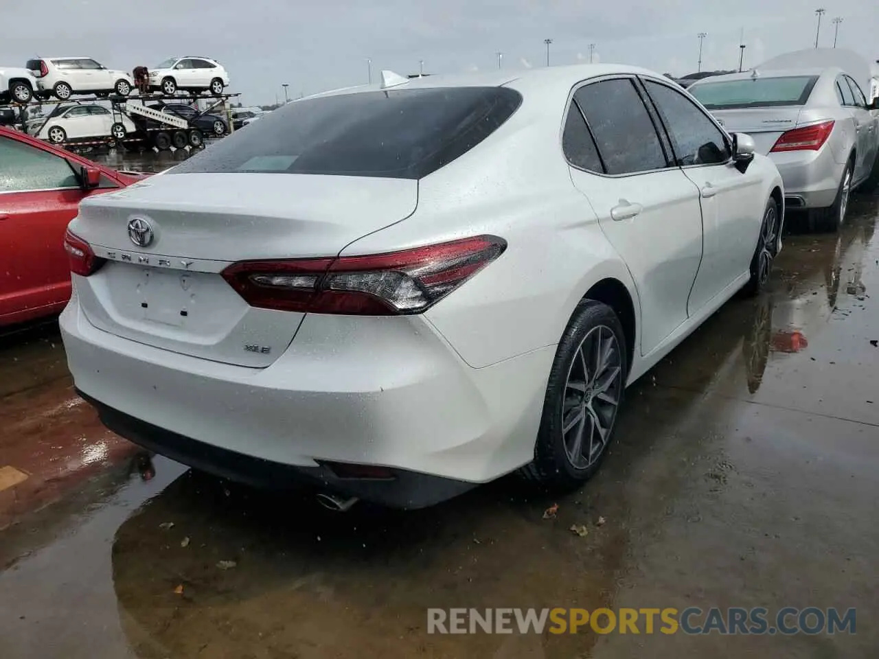 4 fotografías del automóvil dañado 4T1F11AK5MU579638 TOYOTA CAMRY 2021