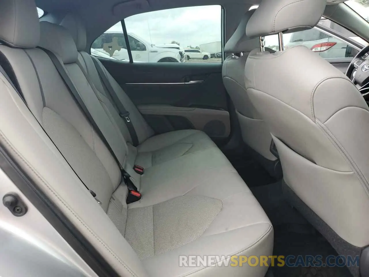 10 fotografías del automóvil dañado 4T1F11AK7MU559858 TOYOTA CAMRY 2021