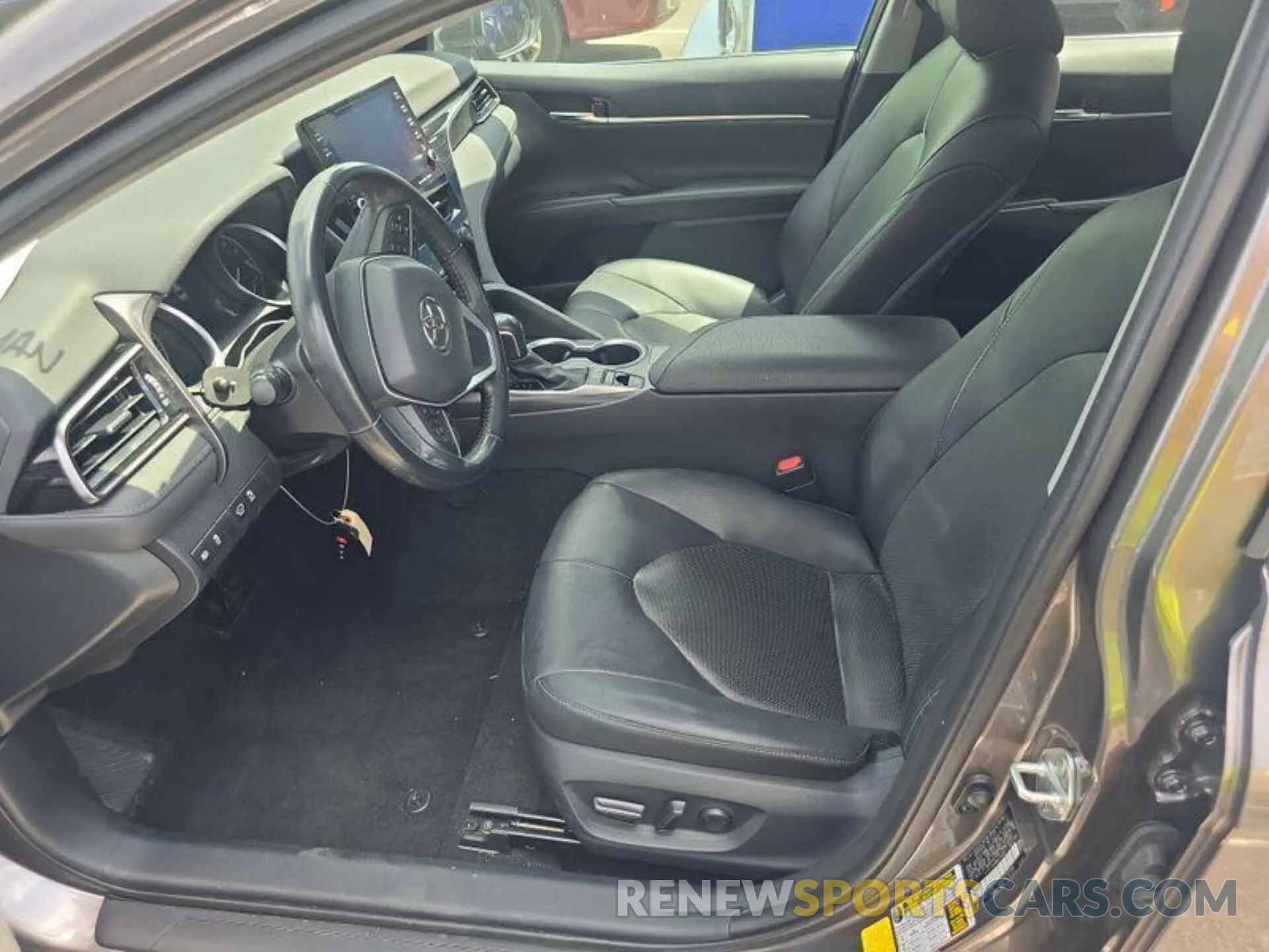 7 fotografías del automóvil dañado 4T1F11AK9MU546903 TOYOTA CAMRY 2021