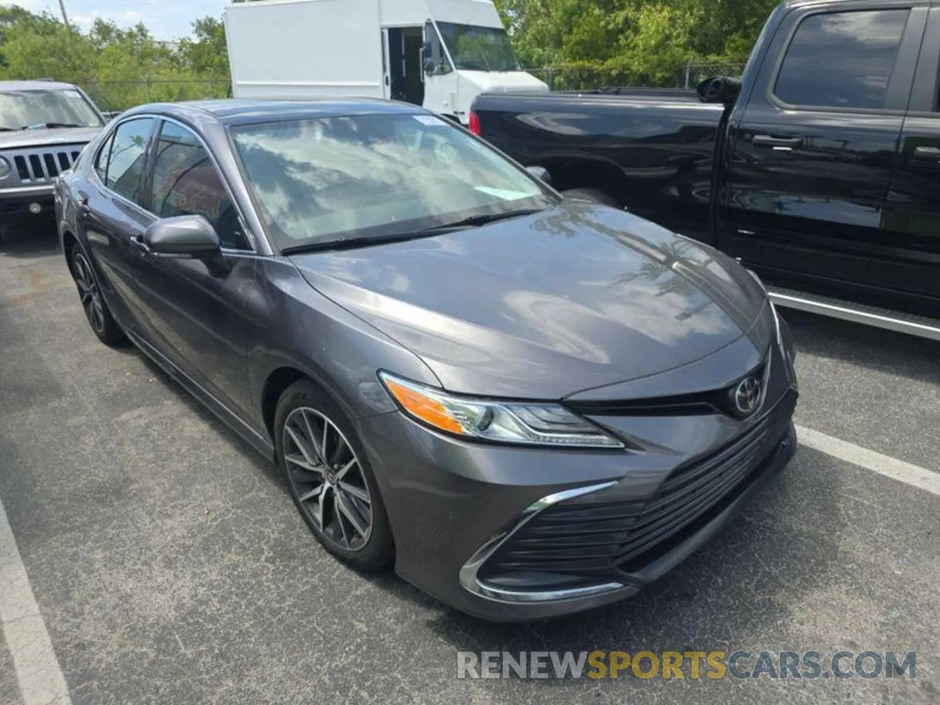9 fotografías del automóvil dañado 4T1F11AK9MU546903 TOYOTA CAMRY 2021