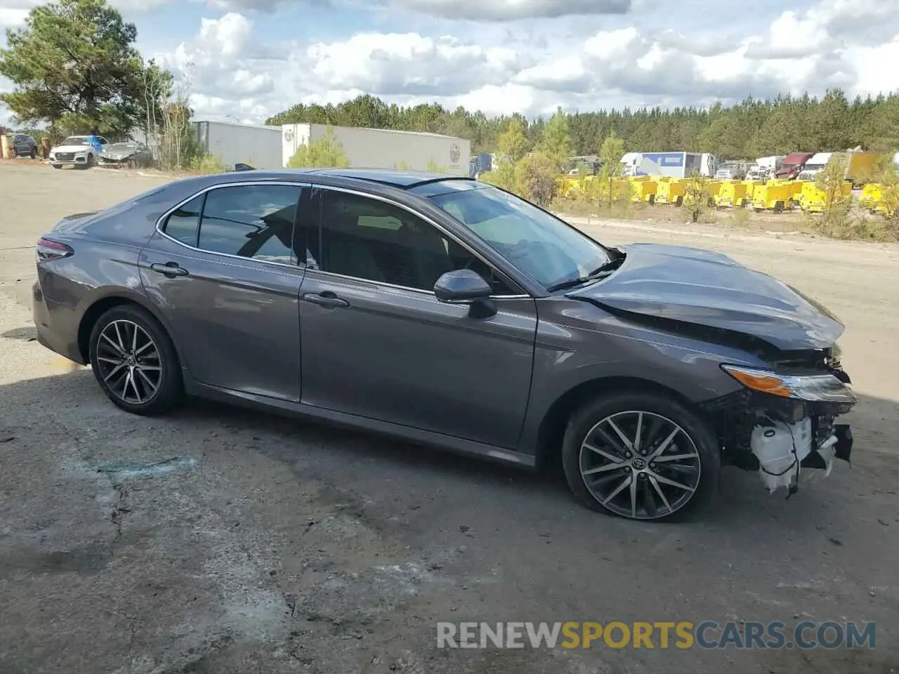 4 fotografías del automóvil dañado 4T1F11AK9MU562986 TOYOTA CAMRY 2021