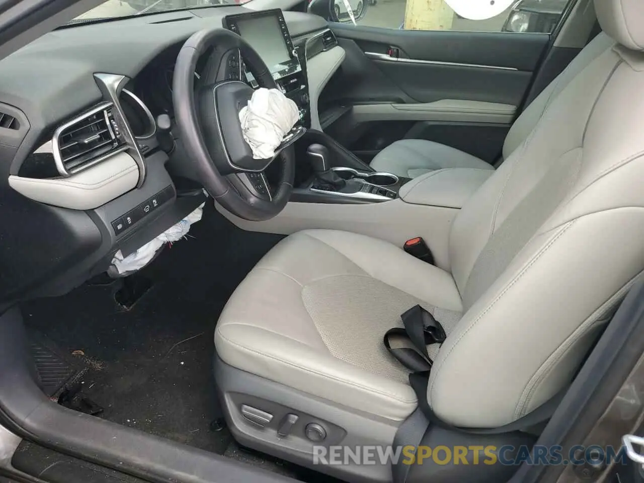 7 fotografías del automóvil dañado 4T1F11AK9MU562986 TOYOTA CAMRY 2021