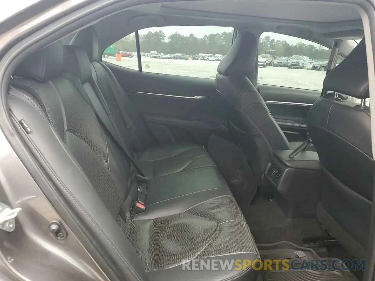 10 fotografías del automóvil dañado 4T1F11AK9MU605688 TOYOTA CAMRY 2021