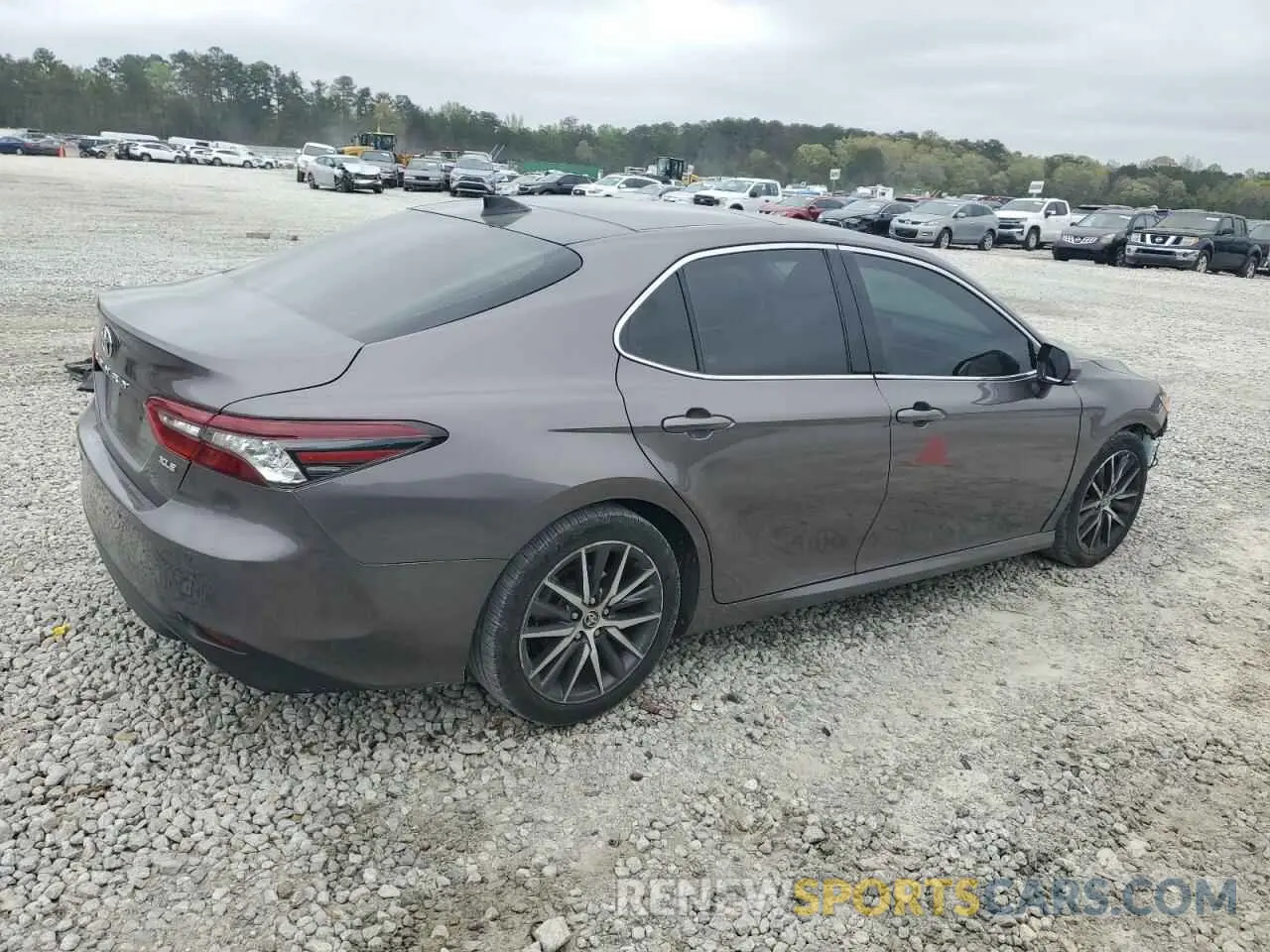 3 fotografías del automóvil dañado 4T1F11AK9MU605688 TOYOTA CAMRY 2021
