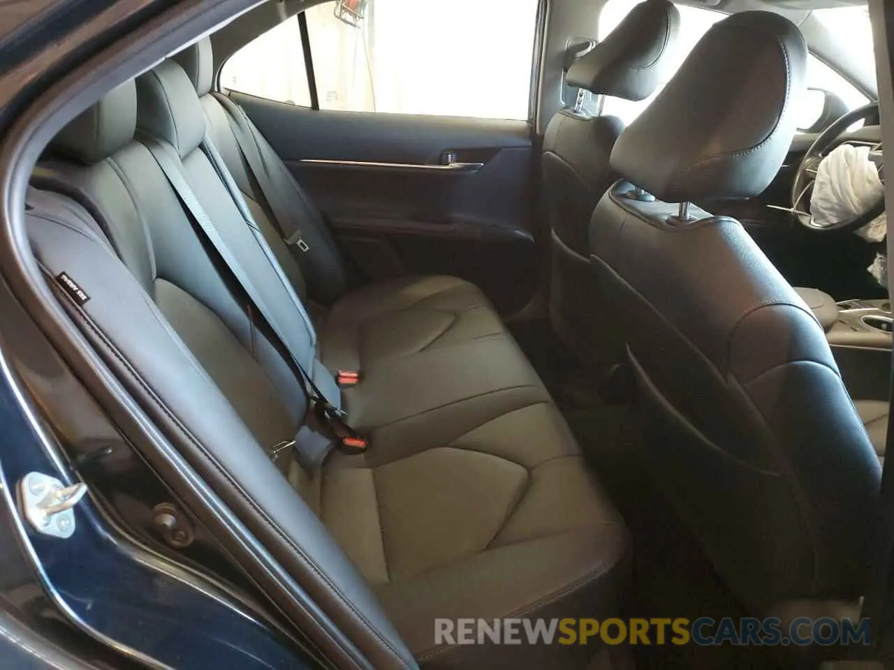 10 fotografías del automóvil dañado 4T1F11BK2MU028615 TOYOTA CAMRY 2021