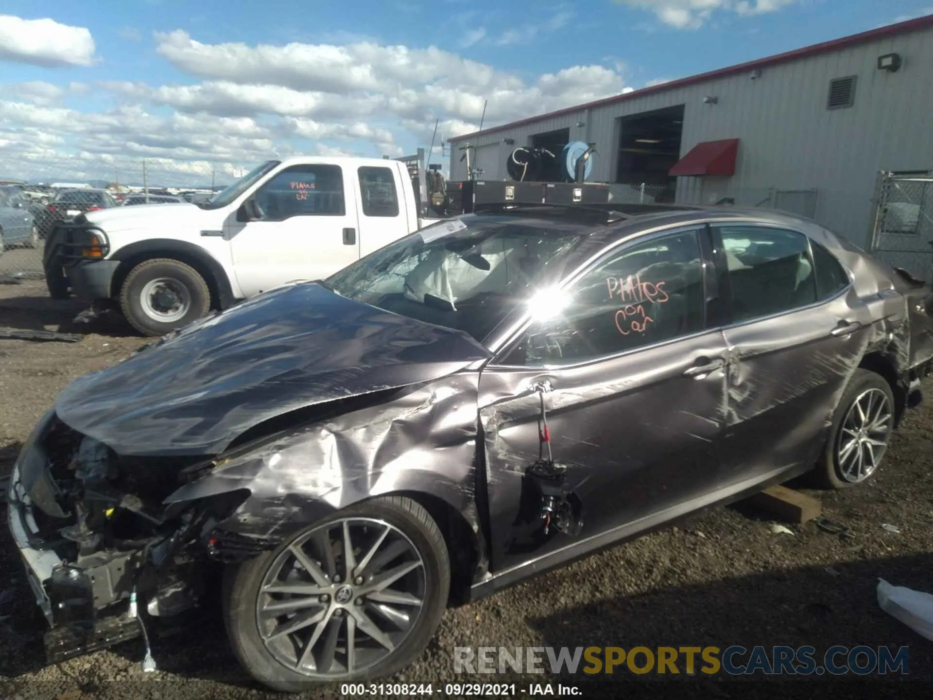 6 fotografías del automóvil dañado 4T1F11BK6MU042498 TOYOTA CAMRY 2021
