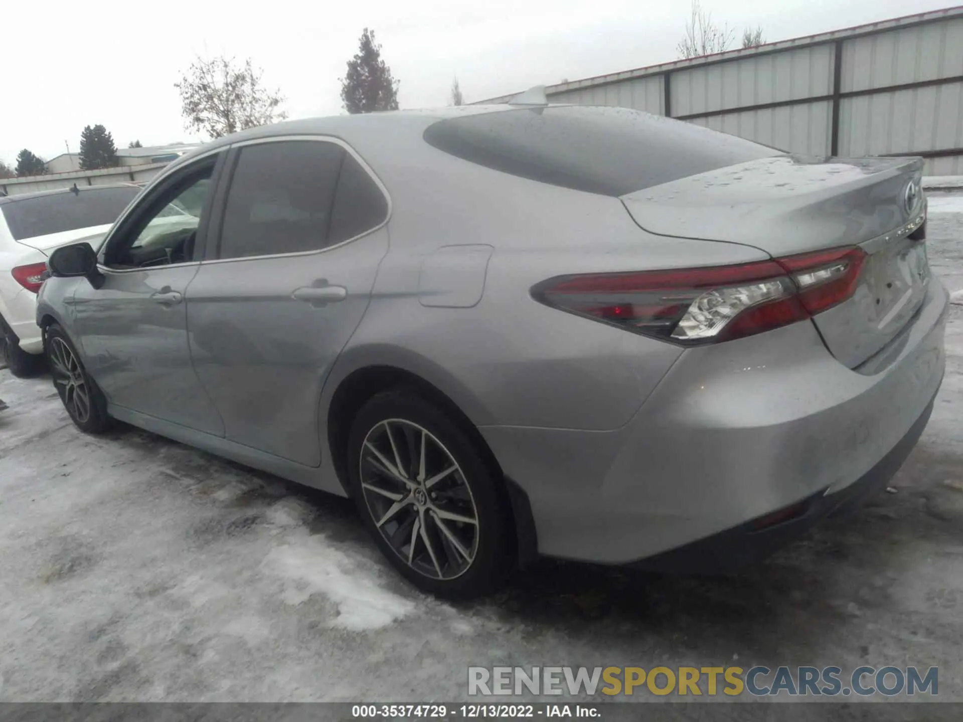 3 fotografías del automóvil dañado 4T1F11BK8MU045130 TOYOTA CAMRY 2021