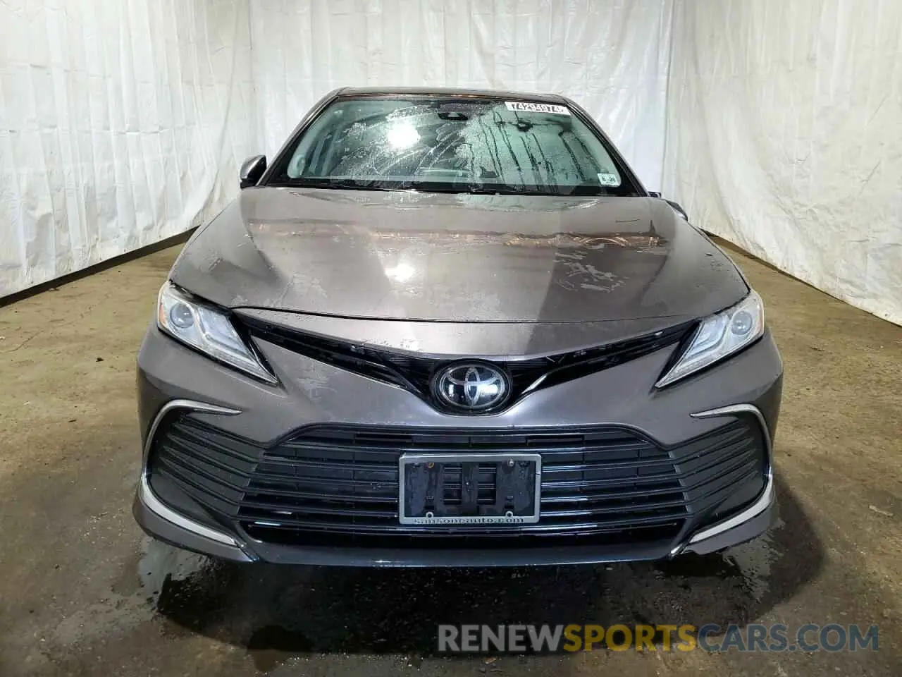 5 fotografías del automóvil dañado 4T1F11BK9MU044875 TOYOTA CAMRY 2021