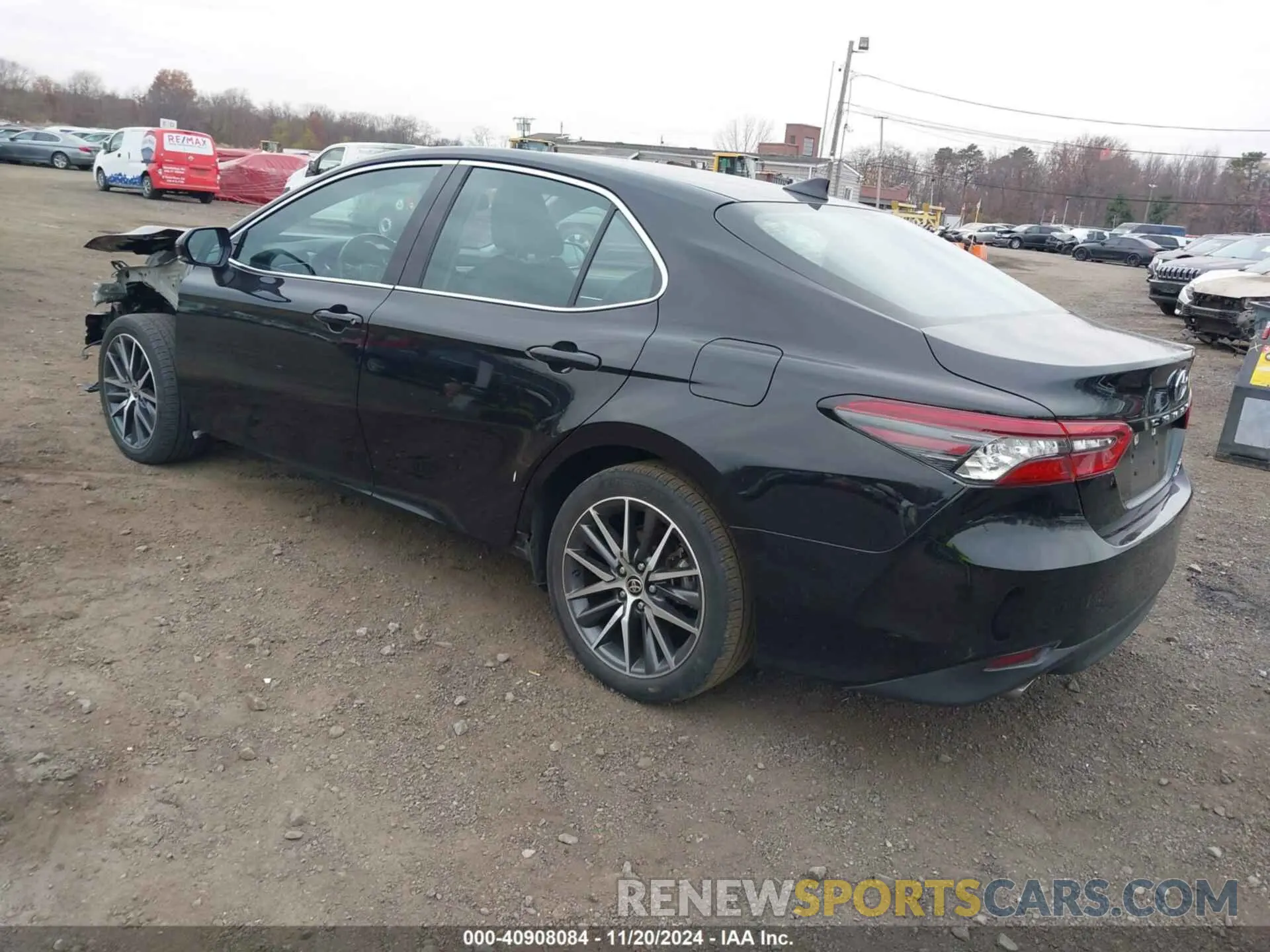 3 fotografías del automóvil dañado 4T1F31AK1MU025751 TOYOTA CAMRY 2021