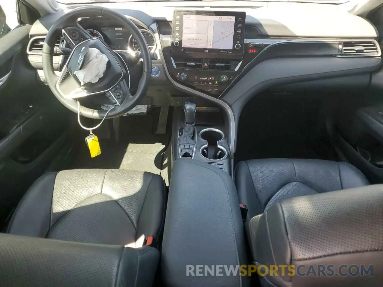 8 fotografías del automóvil dañado 4T1F31AK1MU549465 TOYOTA CAMRY 2021