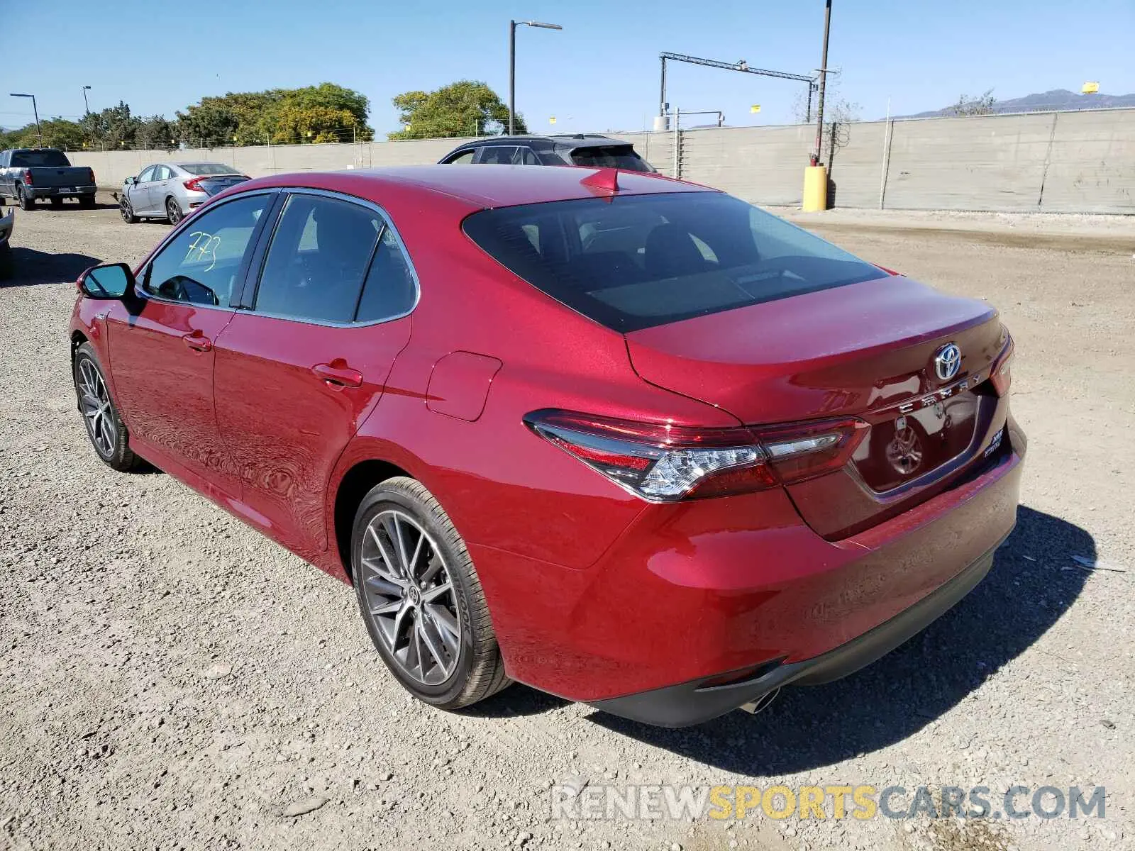 3 fotografías del automóvil dañado 4T1F31AK2MU550625 TOYOTA CAMRY 2021