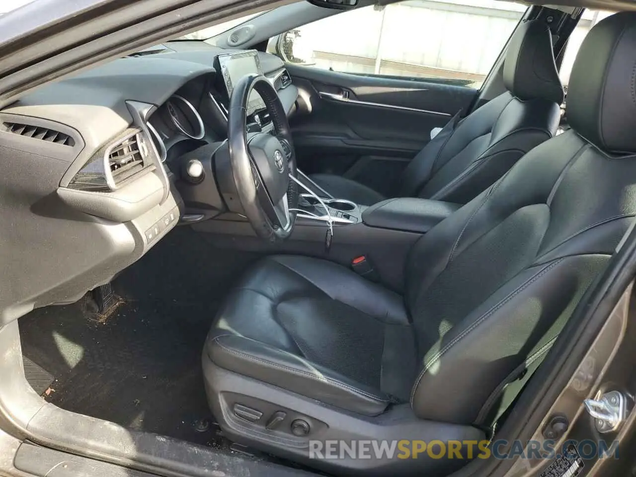 7 fotografías del automóvil dañado 4T1F31AK6MU557108 TOYOTA CAMRY 2021