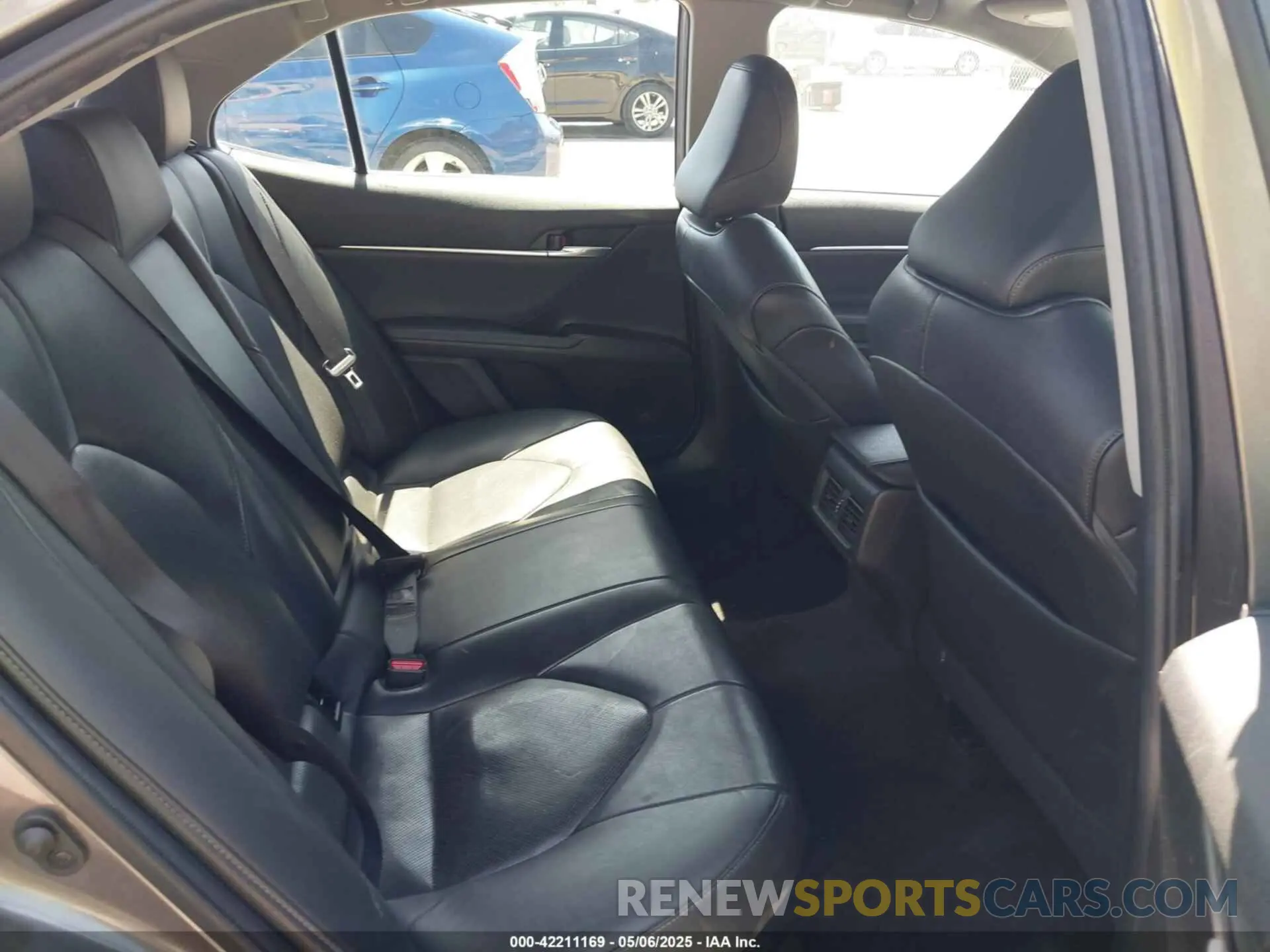8 fotografías del automóvil dañado 4T1F31AK9MU560049 TOYOTA CAMRY 2021