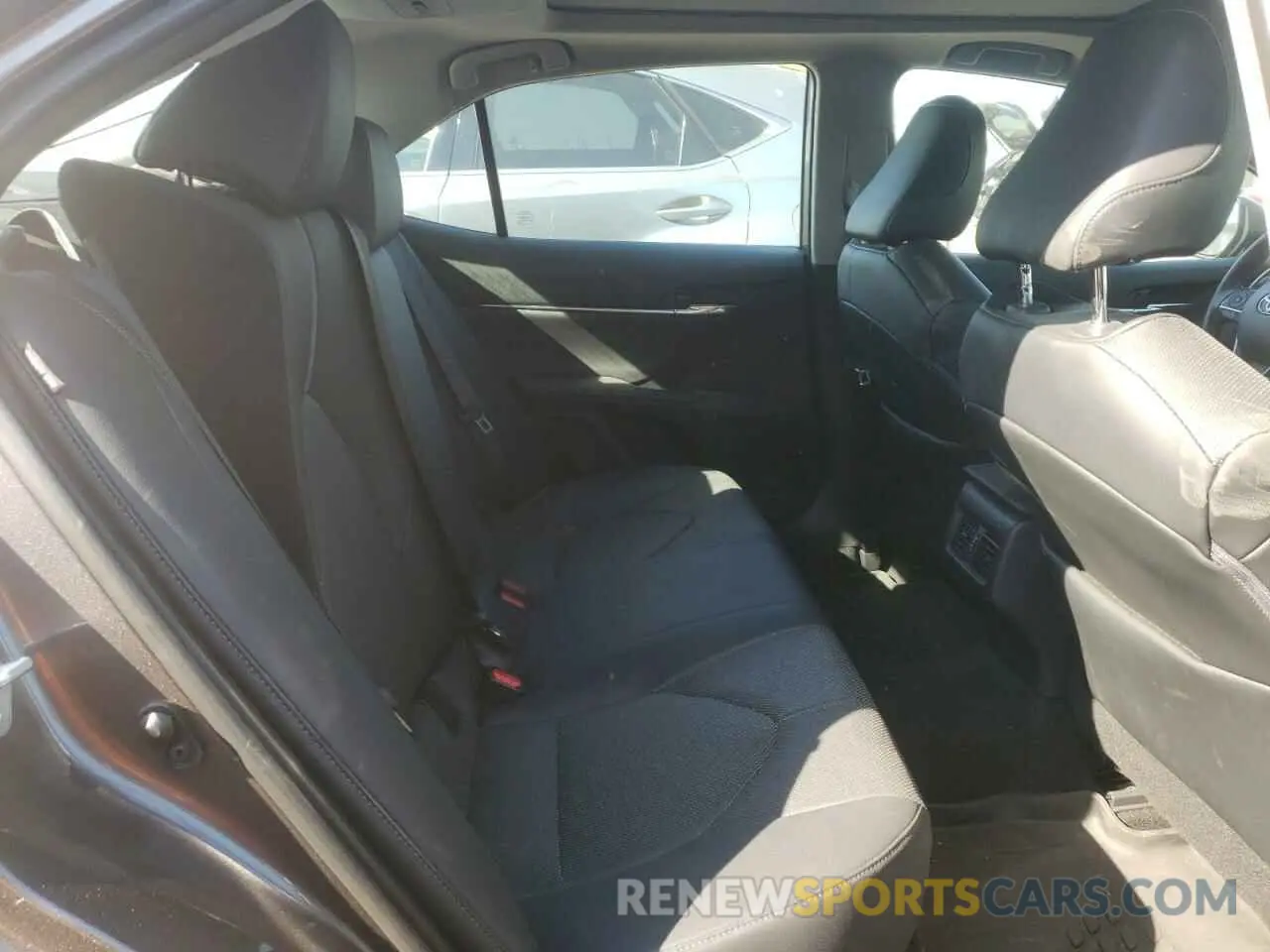6 fotografías del automóvil dañado 4T1FZ1AK5MU049274 TOYOTA CAMRY 2021