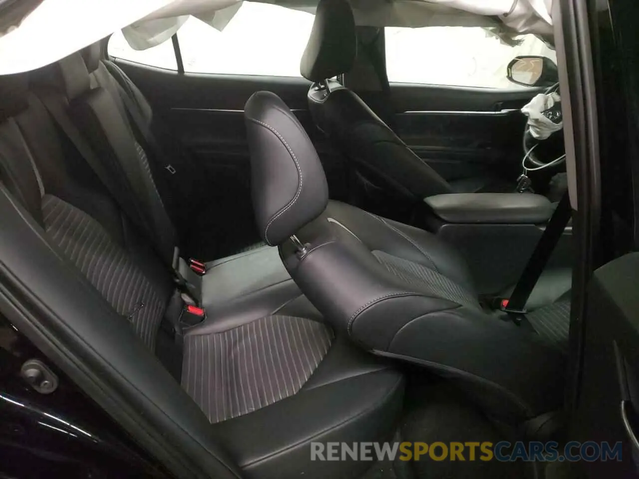 6 fotografías del automóvil dañado 4T1G11AK0MU413712 TOYOTA CAMRY 2021