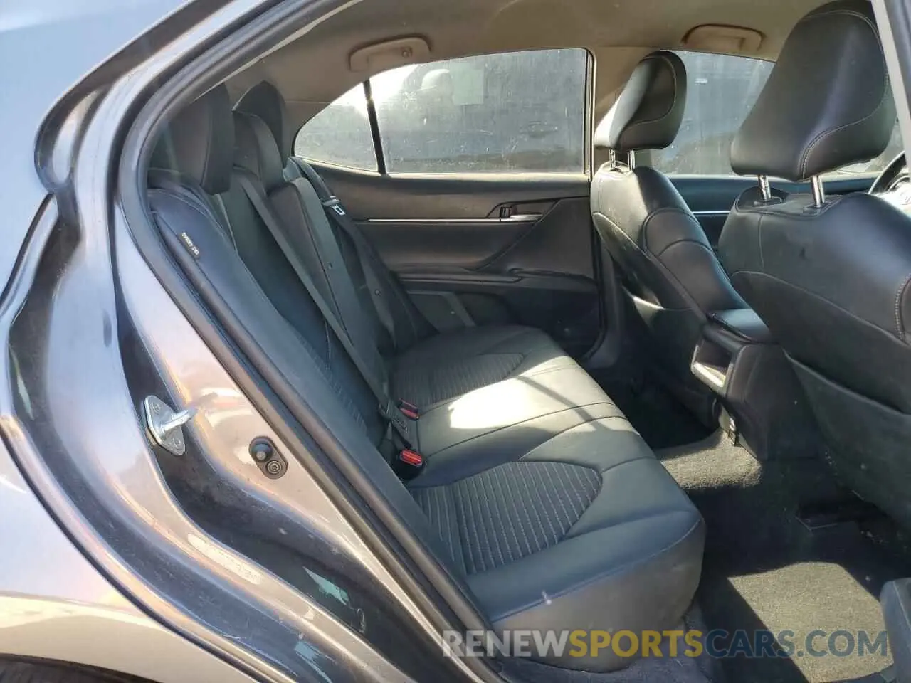 10 fotografías del automóvil dañado 4T1G11AK0MU419087 TOYOTA CAMRY 2021