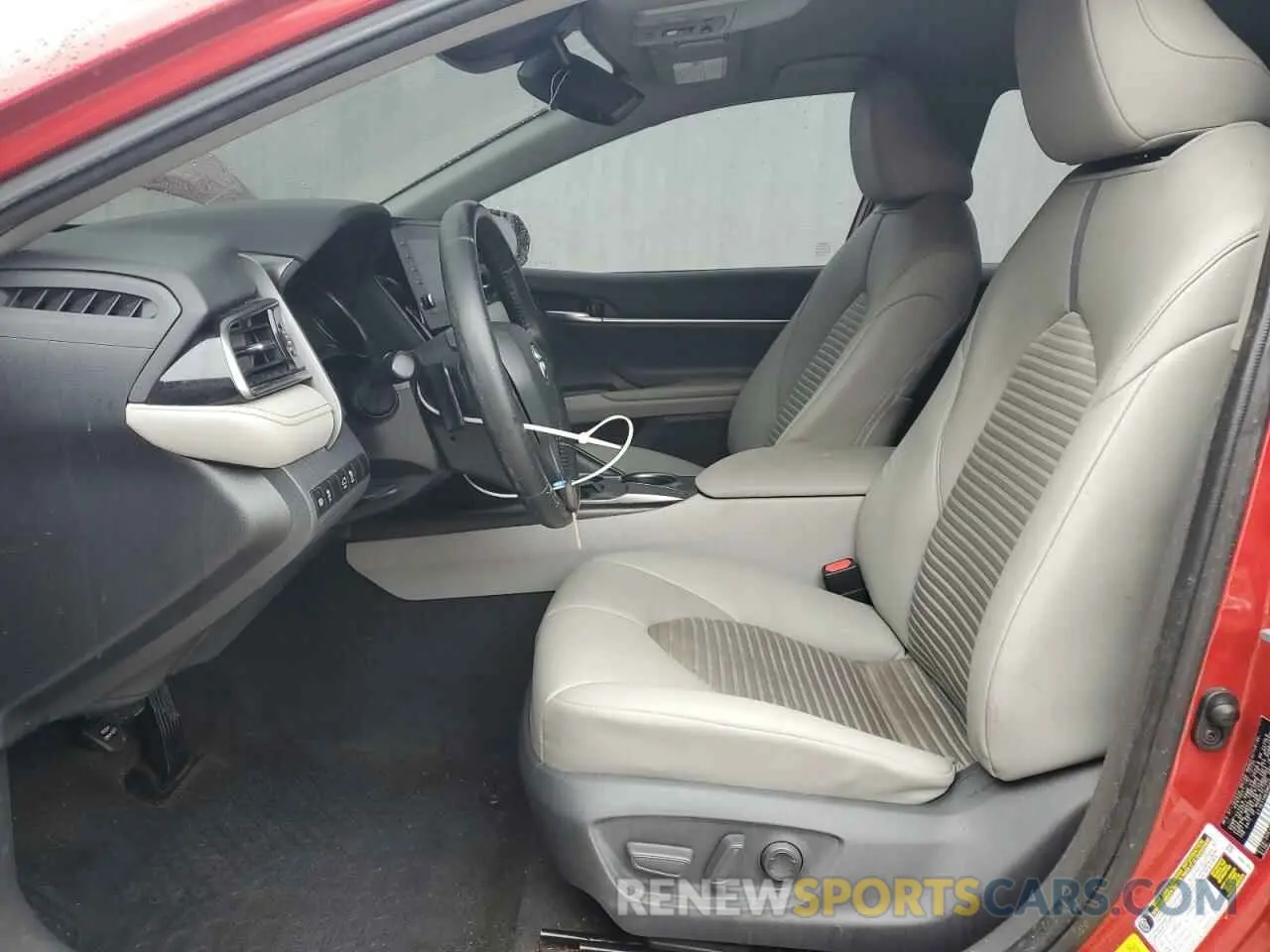 7 fotografías del automóvil dañado 4T1G11AK0MU421843 TOYOTA CAMRY 2021
