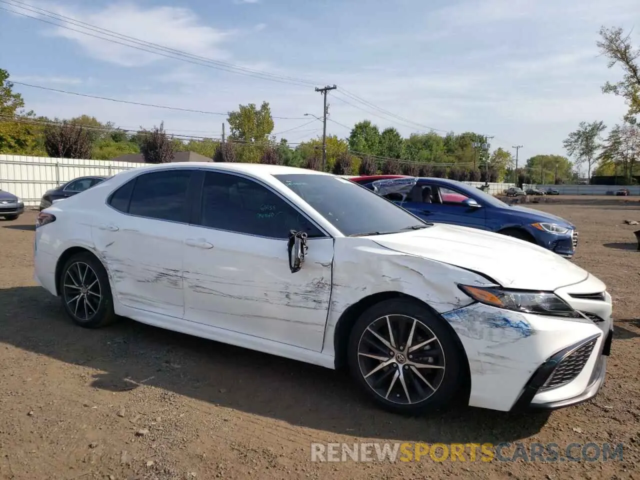 4 fotografías del automóvil dañado 4T1G11AK0MU426508 TOYOTA CAMRY 2021