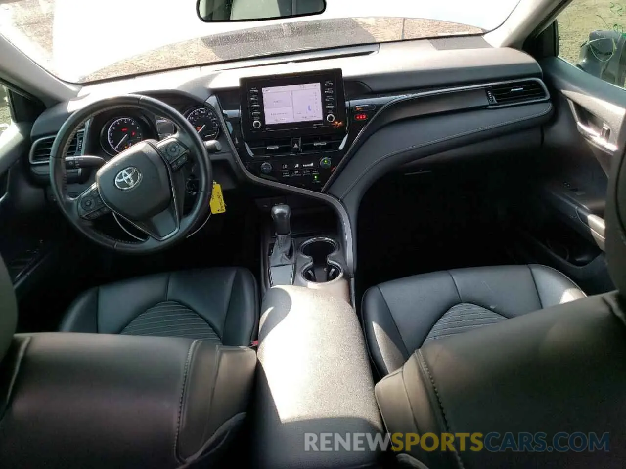 8 fotografías del automóvil dañado 4T1G11AK0MU426508 TOYOTA CAMRY 2021