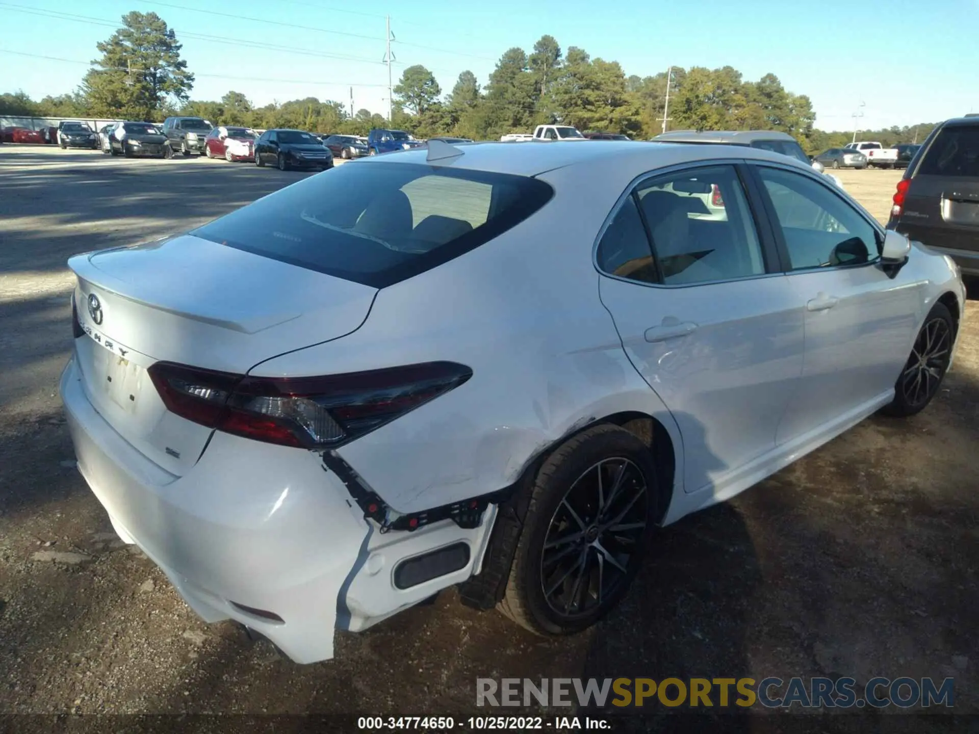 4 fotografías del automóvil dañado 4T1G11AK0MU434317 TOYOTA CAMRY 2021