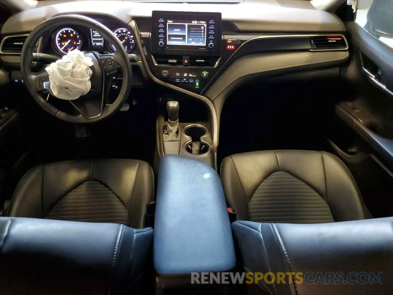 8 fotografías del automóvil dañado 4T1G11AK0MU440442 TOYOTA CAMRY 2021