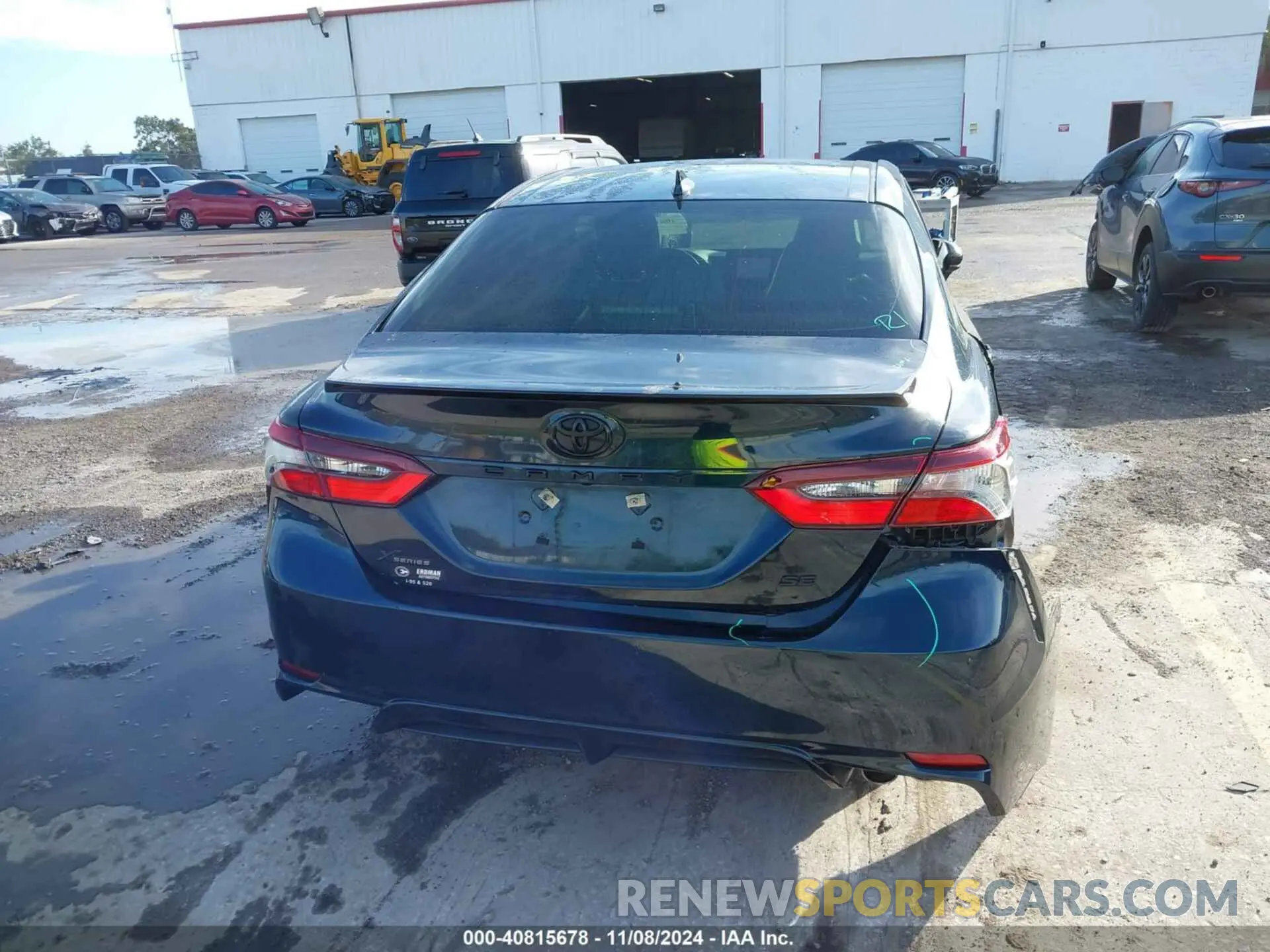 16 fotografías del automóvil dañado 4T1G11AK0MU469987 TOYOTA CAMRY 2021