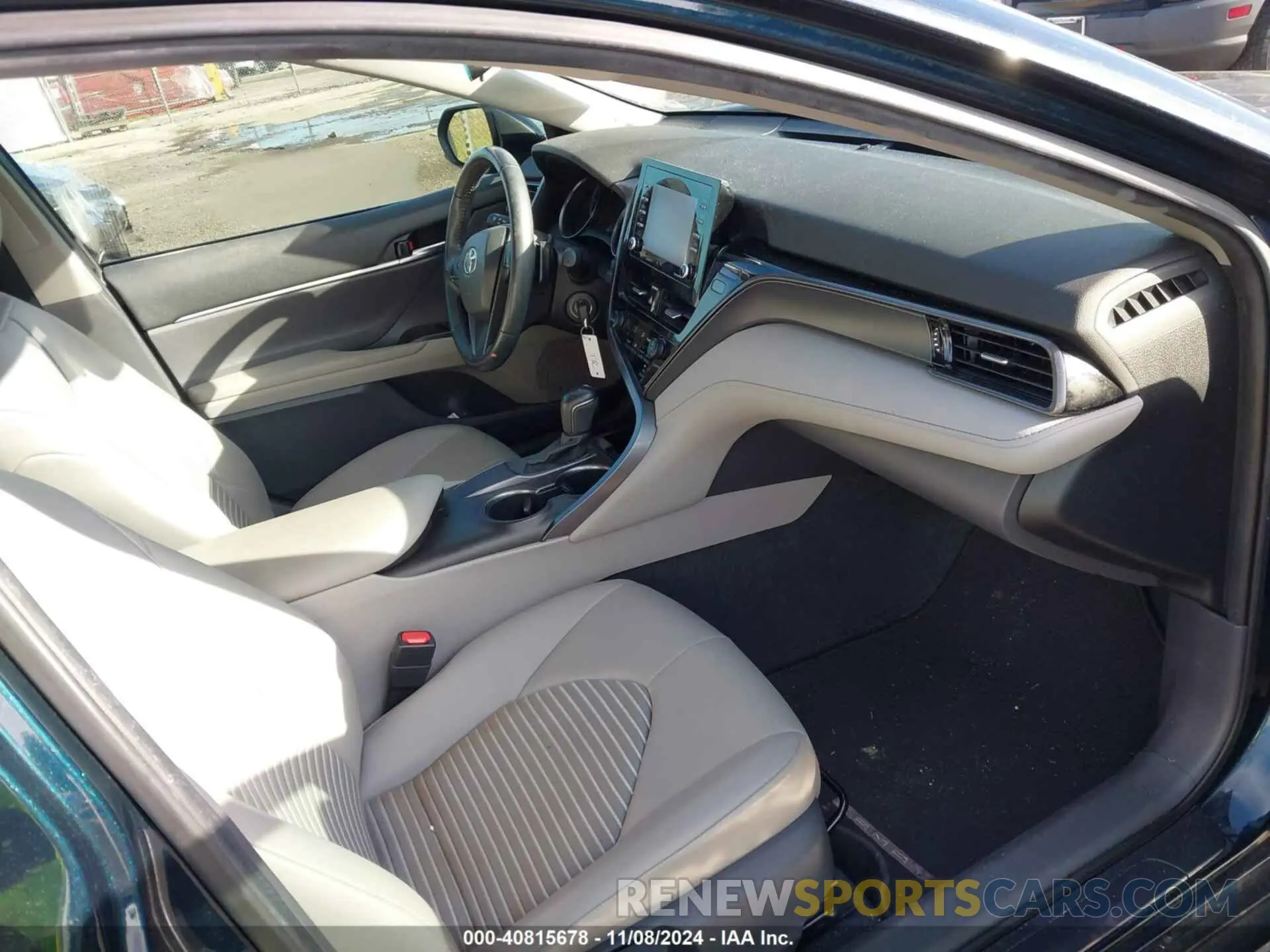 5 fotografías del automóvil dañado 4T1G11AK0MU469987 TOYOTA CAMRY 2021