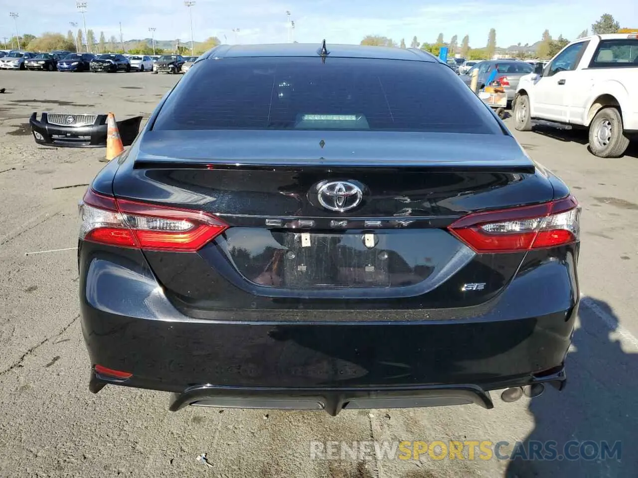 6 fotografías del automóvil dañado 4T1G11AK0MU542033 TOYOTA CAMRY 2021