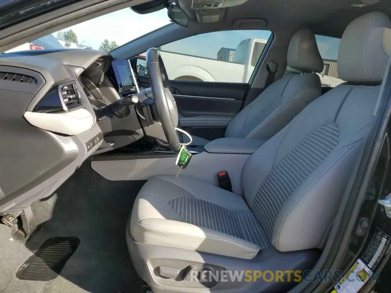 7 fotografías del automóvil dañado 4T1G11AK0MU542033 TOYOTA CAMRY 2021