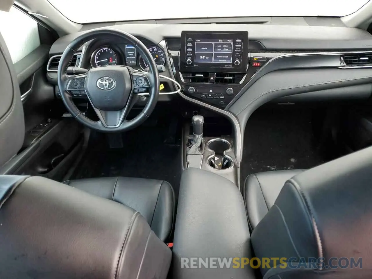 8 fotografías del automóvil dañado 4T1G11AK0MU561603 TOYOTA CAMRY 2021