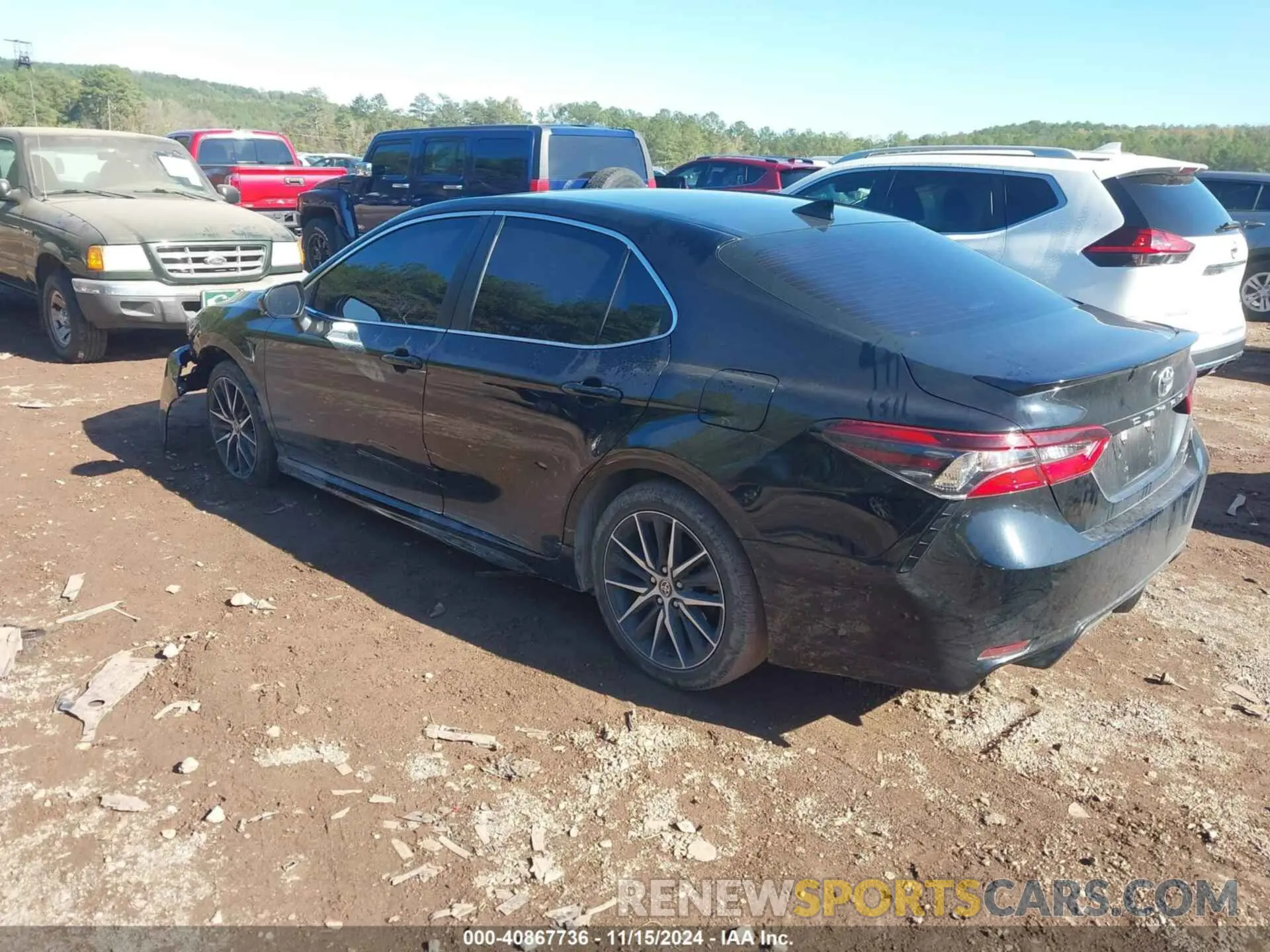 3 fotografías del automóvil dañado 4T1G11AK0MU561794 TOYOTA CAMRY 2021