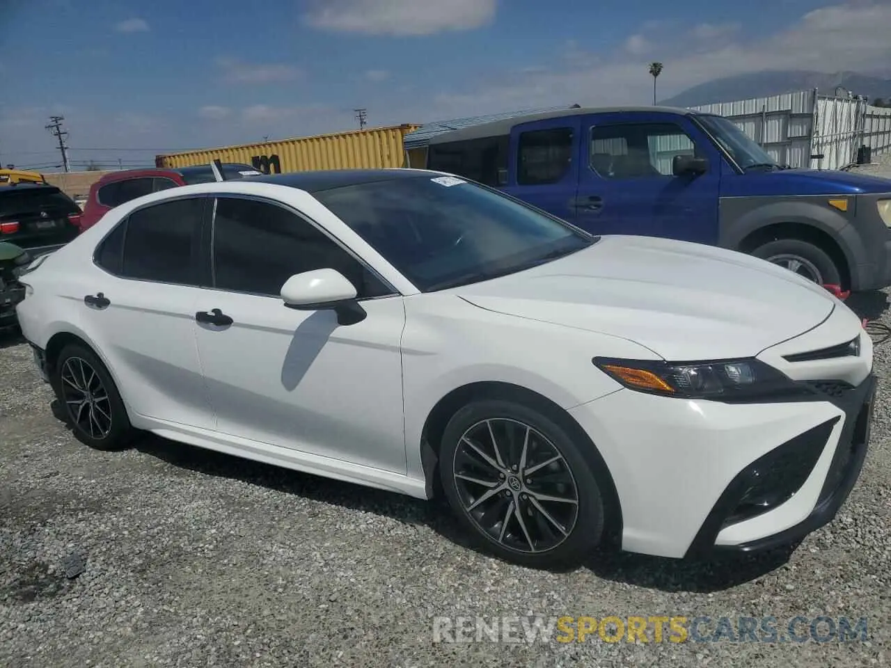 4 fotografías del automóvil dañado 4T1G11AK0MU572326 TOYOTA CAMRY 2021