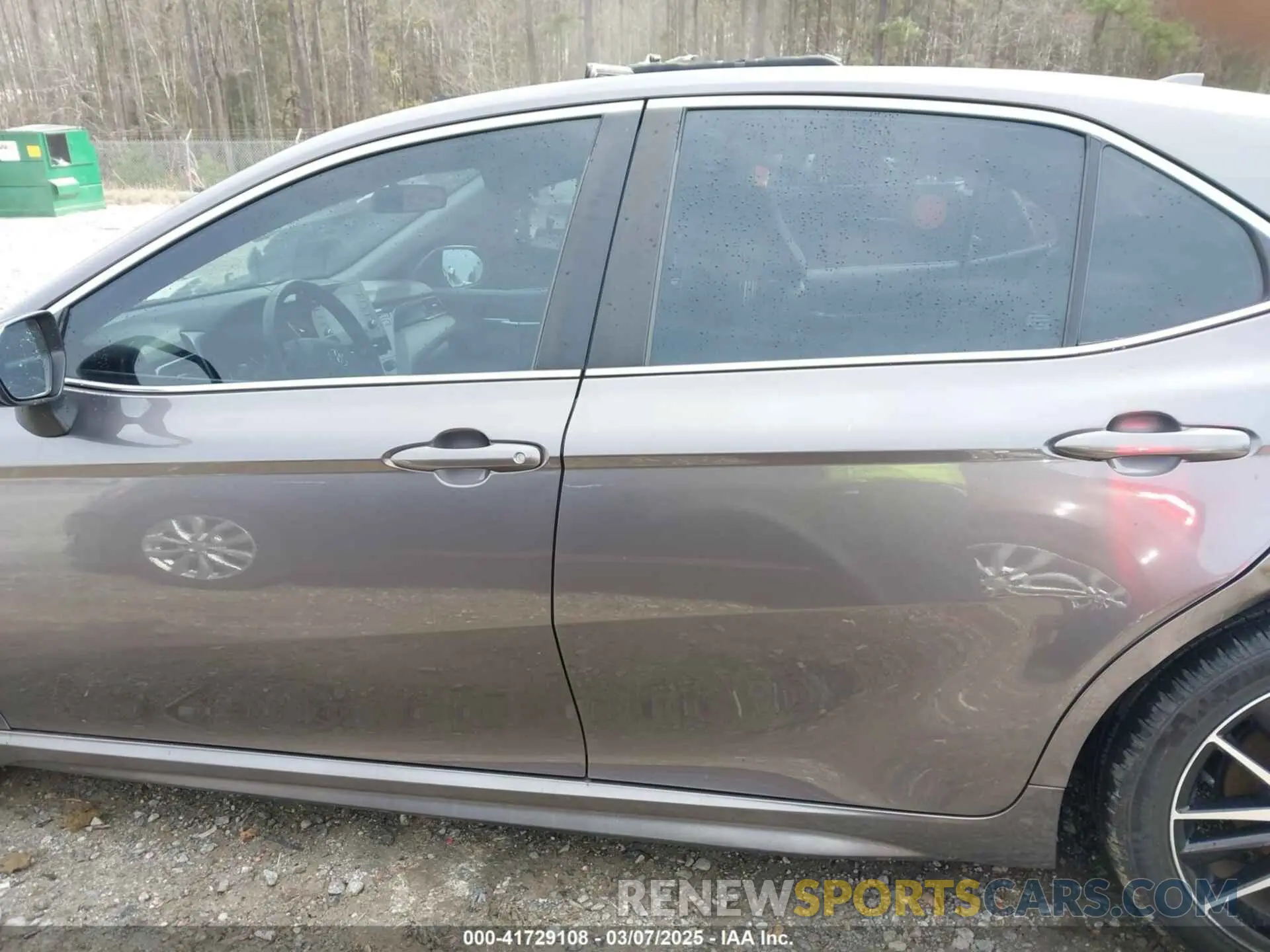 15 fotografías del automóvil dañado 4T1G11AK0MU586968 TOYOTA CAMRY 2021