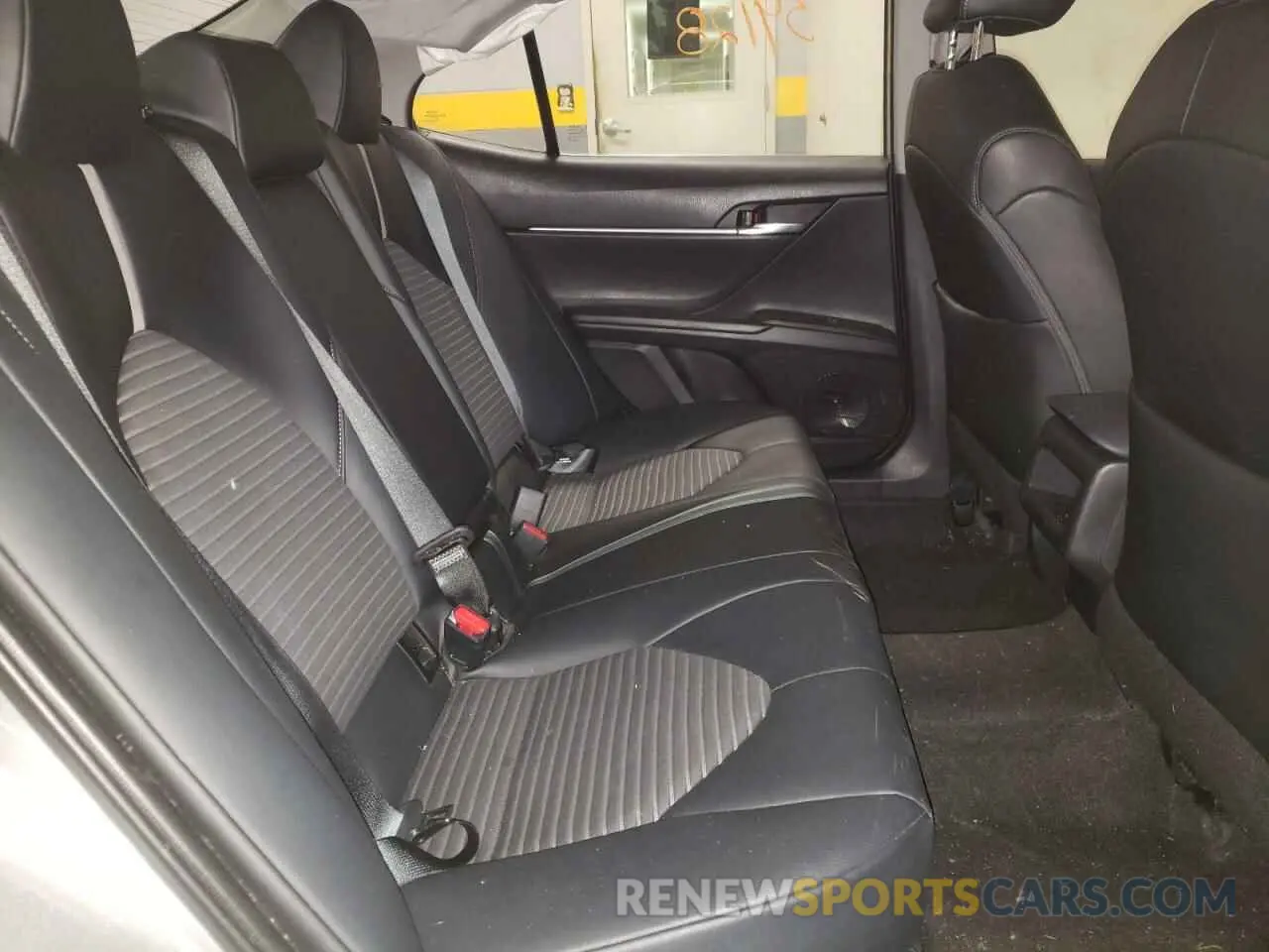 6 fotografías del automóvil dañado 4T1G11AK1MU408809 TOYOTA CAMRY 2021