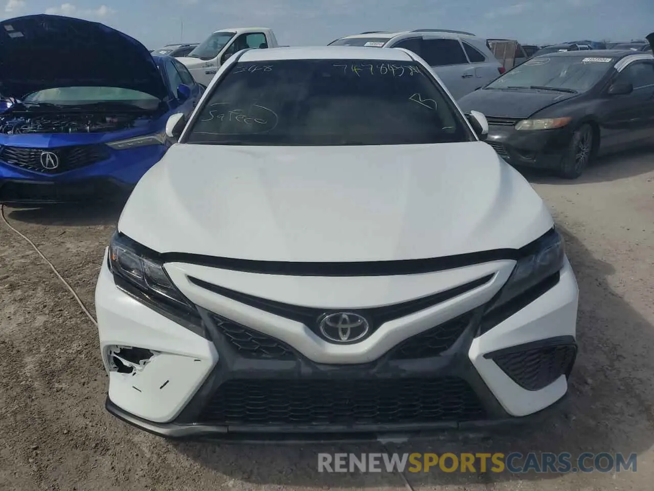 5 fotografías del automóvil dañado 4T1G11AK1MU409362 TOYOTA CAMRY 2021