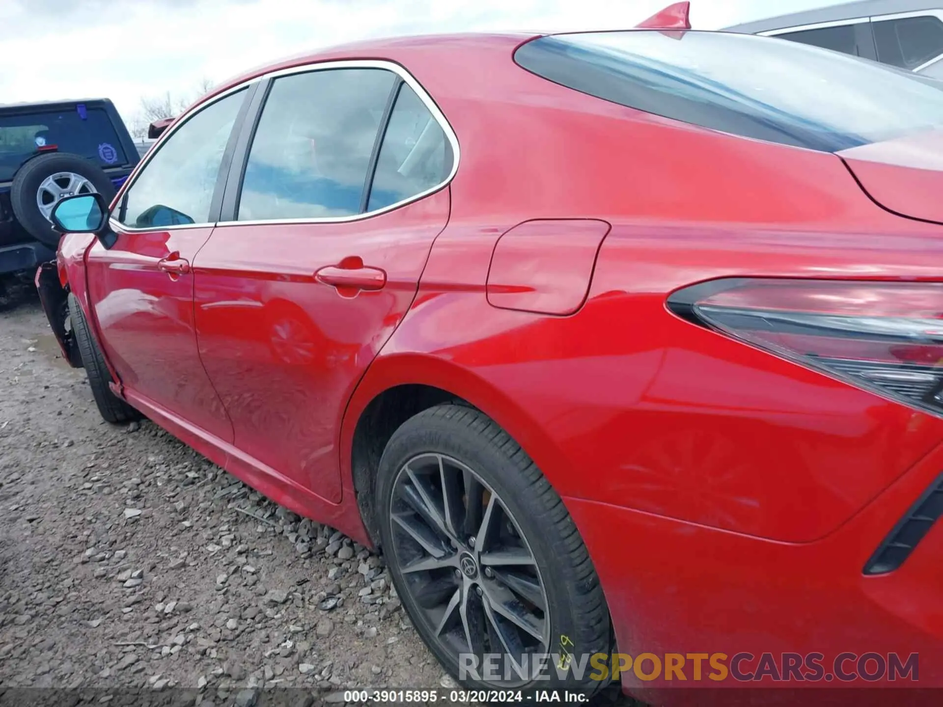 14 fotografías del automóvil dañado 4T1G11AK1MU425397 TOYOTA CAMRY 2021