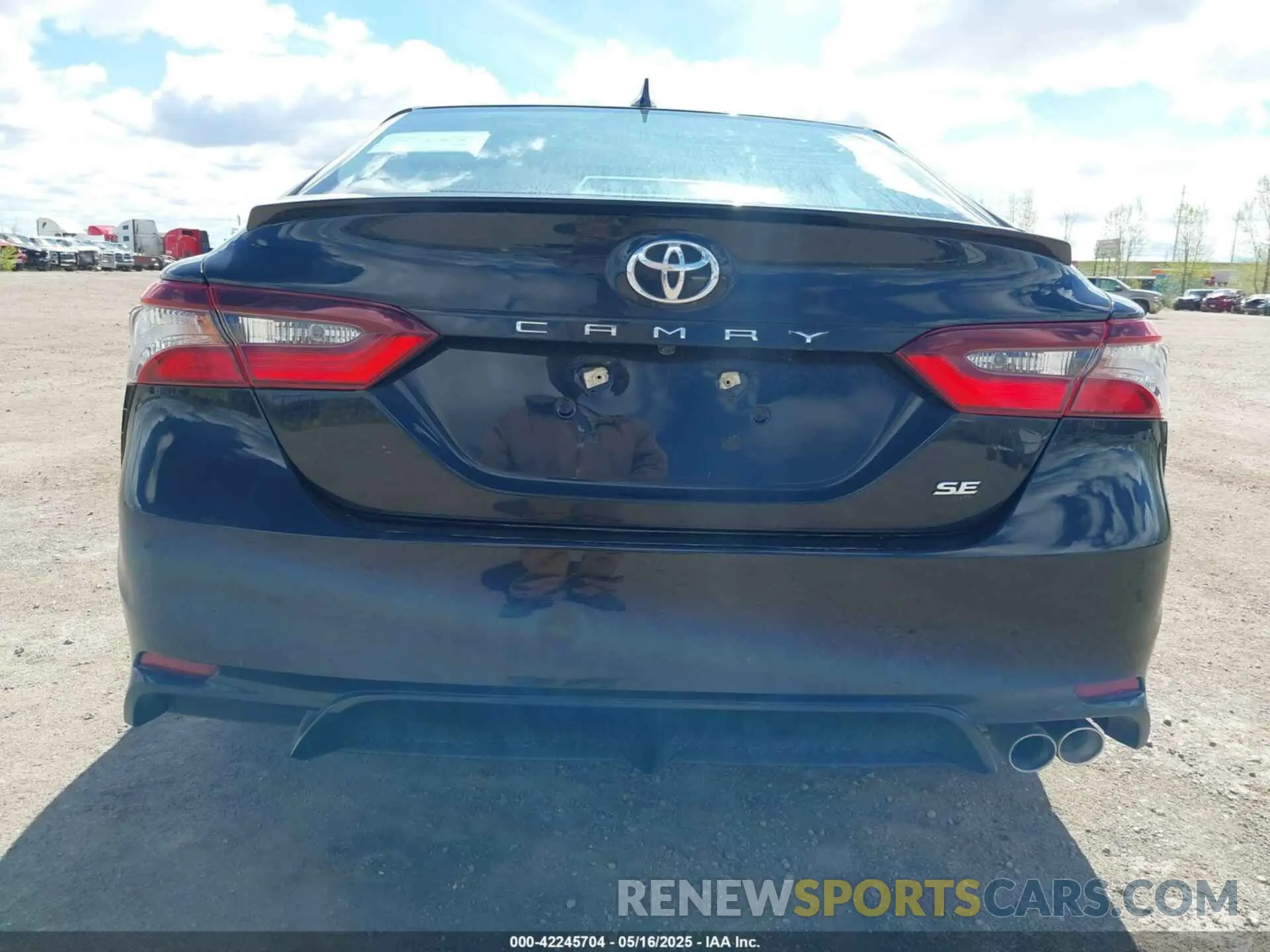 17 fotografías del automóvil dañado 4T1G11AK1MU433063 TOYOTA CAMRY 2021