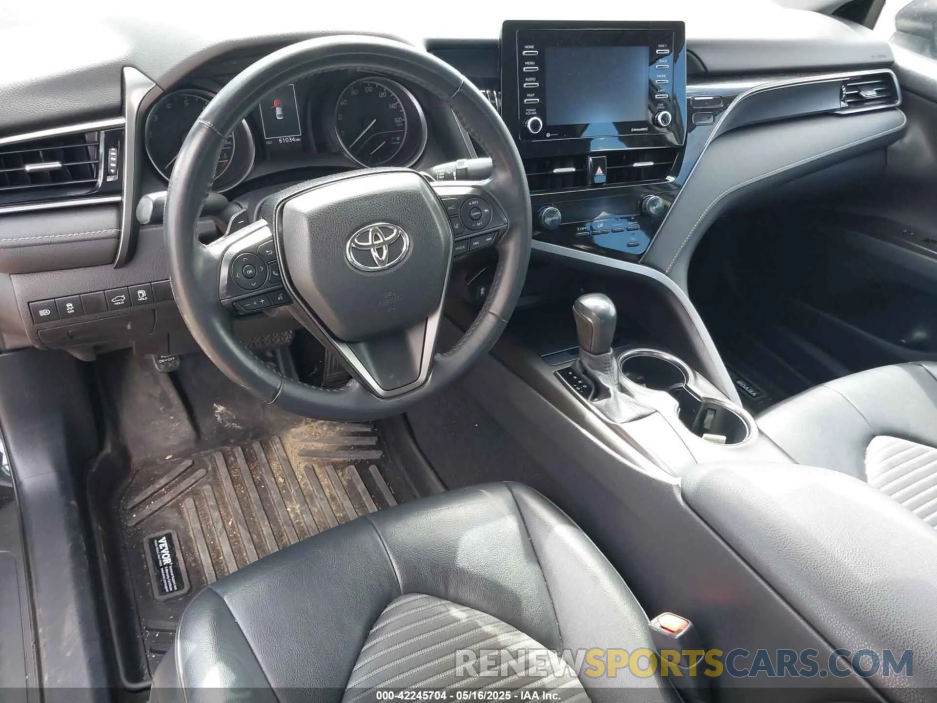 19 fotografías del automóvil dañado 4T1G11AK1MU433063 TOYOTA CAMRY 2021
