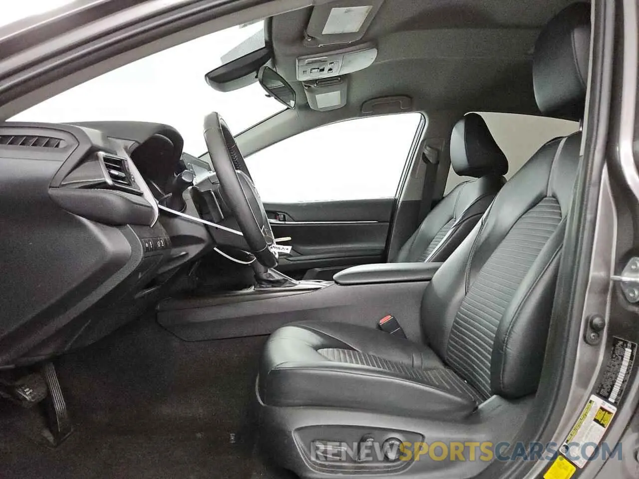 7 fotografías del automóvil dañado 4T1G11AK1MU434181 TOYOTA CAMRY 2021