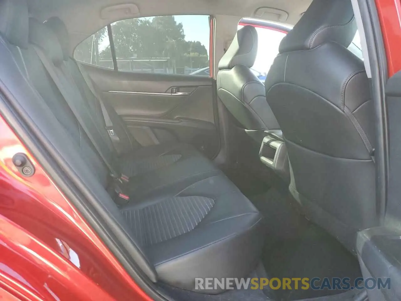 10 fotografías del automóvil dañado 4T1G11AK1MU451451 TOYOTA CAMRY 2021