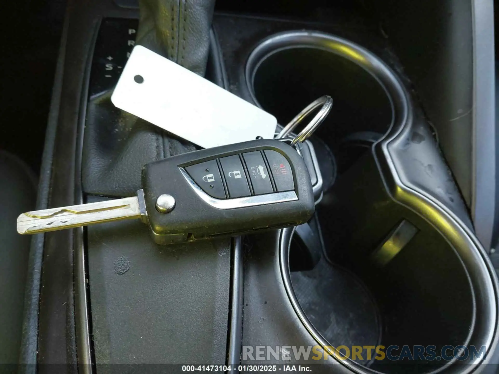 11 fotografías del automóvil dañado 4T1G11AK1MU465172 TOYOTA CAMRY 2021