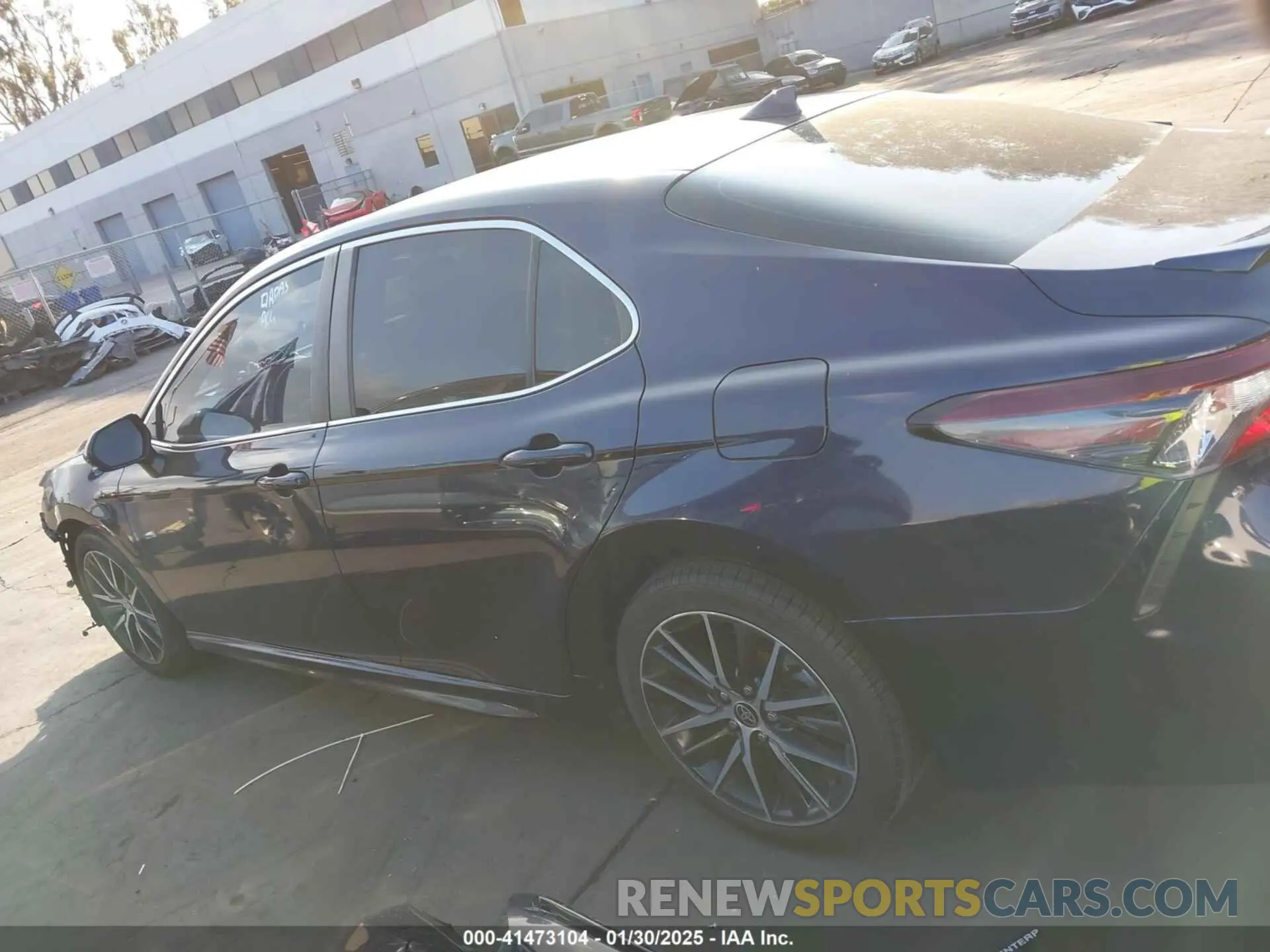 14 fotografías del automóvil dañado 4T1G11AK1MU465172 TOYOTA CAMRY 2021