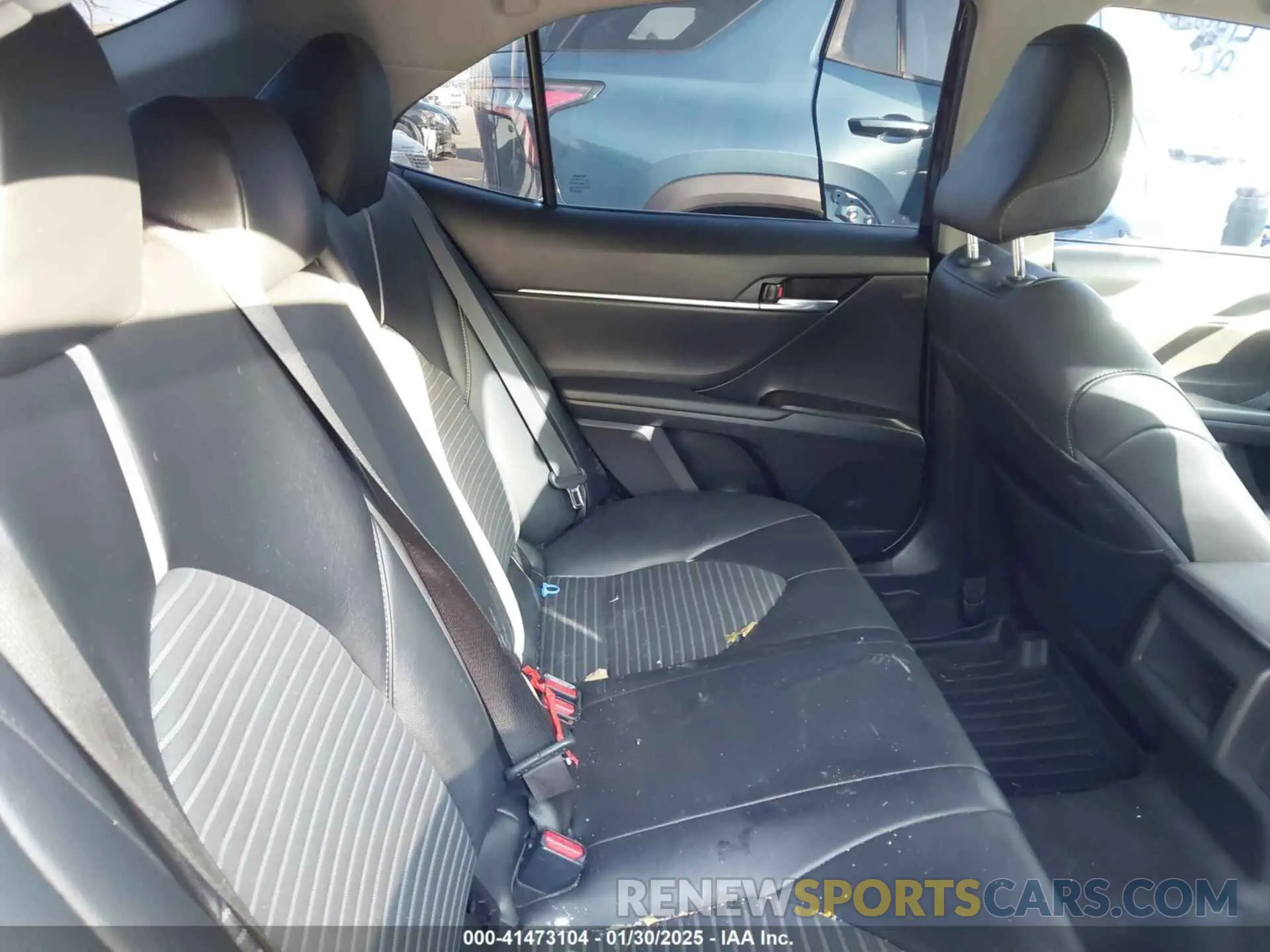 8 fotografías del automóvil dañado 4T1G11AK1MU465172 TOYOTA CAMRY 2021
