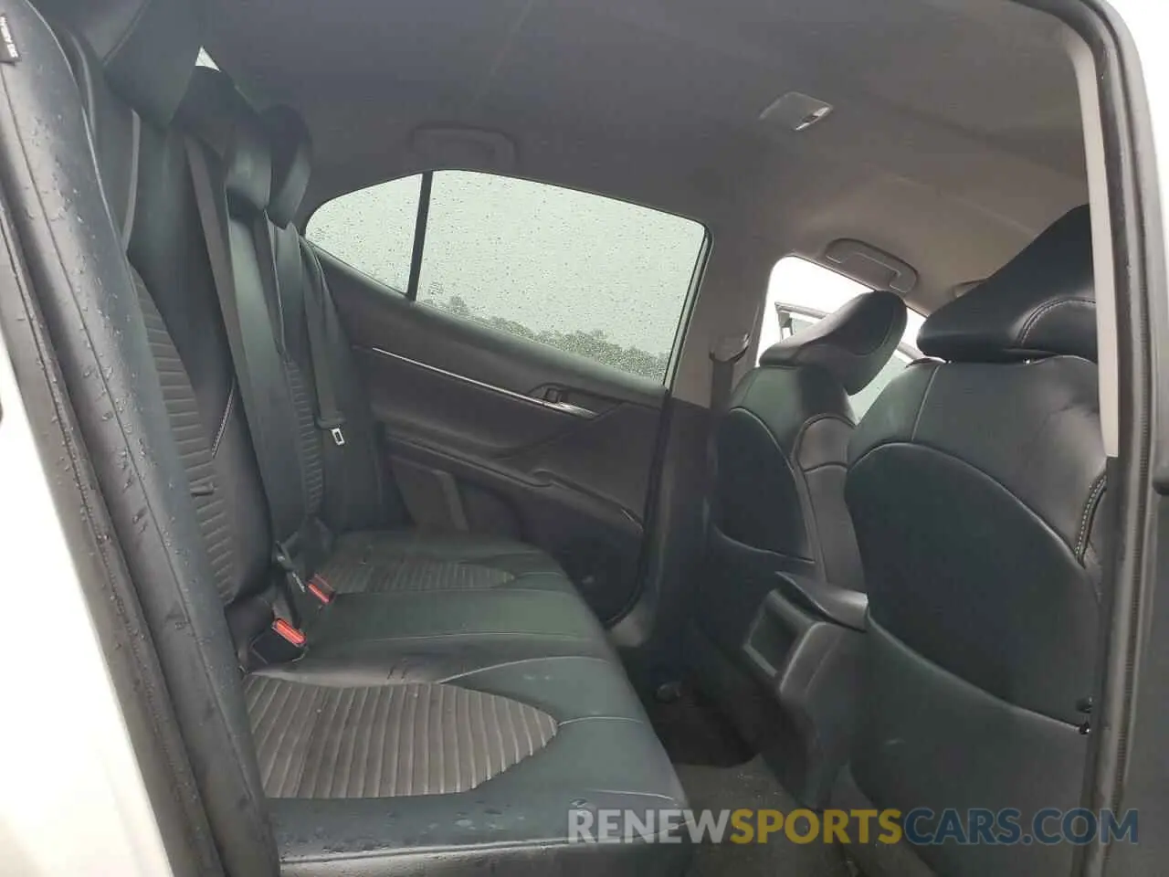 10 fotografías del automóvil dañado 4T1G11AK1MU466693 TOYOTA CAMRY 2021