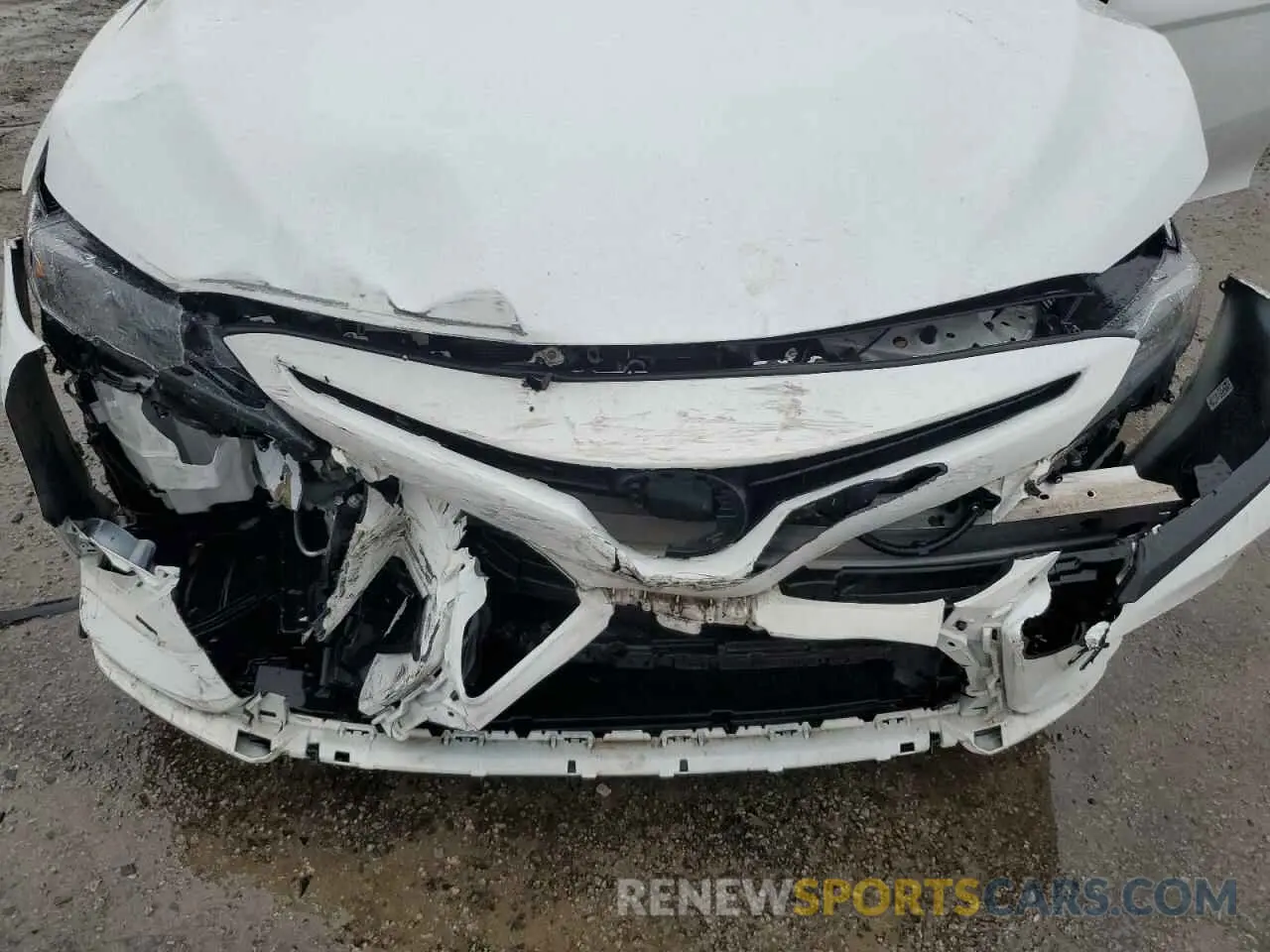 12 fotografías del automóvil dañado 4T1G11AK1MU466693 TOYOTA CAMRY 2021
